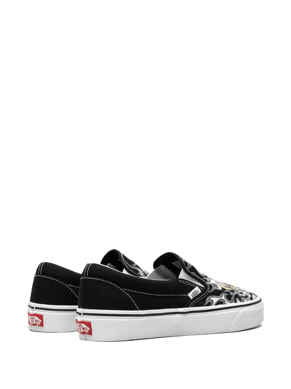 Vans Classic Slip-On Flame Skull Sneakers