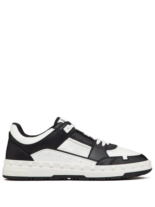 Valentino Garavani Freedots Sneakers