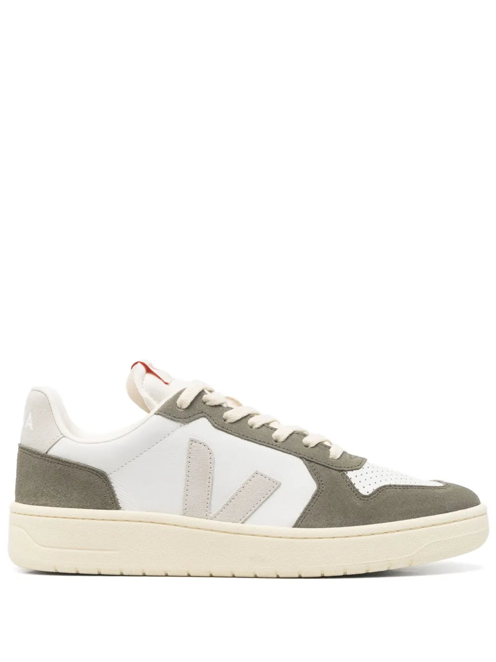 Veja V-82 Sneakers