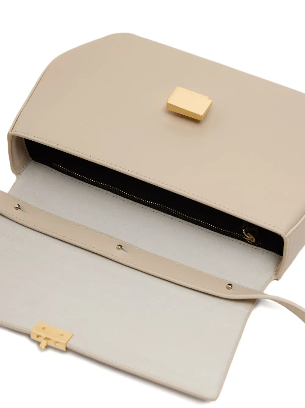 Closedleather shoulder bag