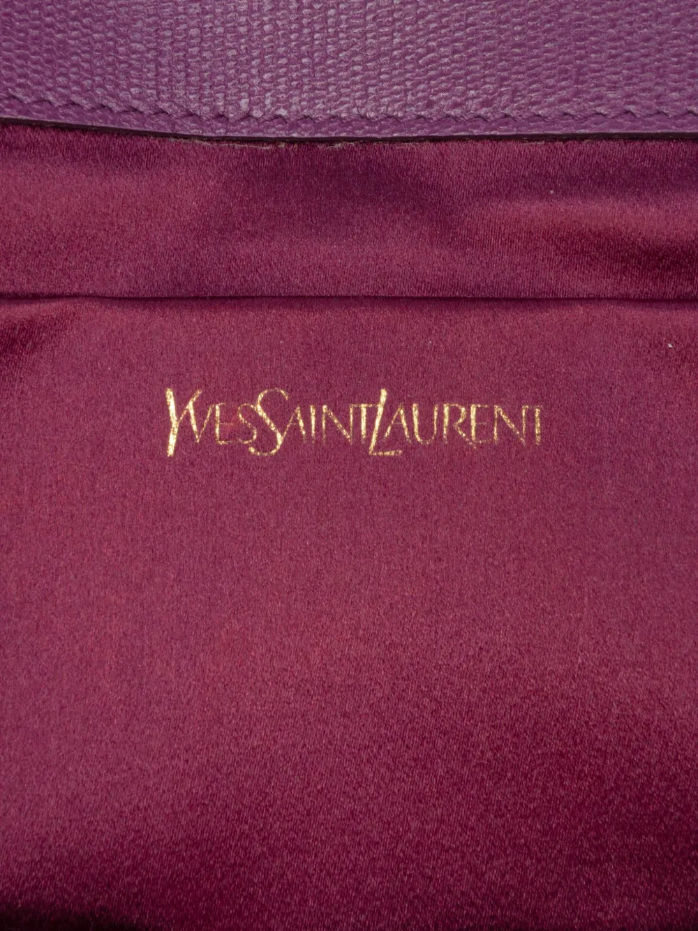 Pre-OwnedSaint Laurent Pre-Owned2000-2012 Textured Leather Chyc Ligne clutch bag