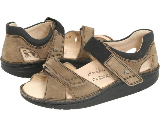 Unisex Finn Comfort Samara - 1560 Mud/Black Leather